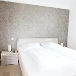 Miit Liebe Zum Detail Eingerichtete 2-zimmer-ferienwohnung Im Zentraum Von *