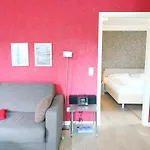Miit Liebe Zum Detail Eingerichtete 2-zimmer-ferienwohnung Im Zentraum Von *