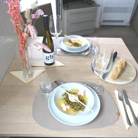 Apartamento Miit Liebe Zum Detail Eingerichtete 2-zimmer-ferienwohnung Im Zentraum Von