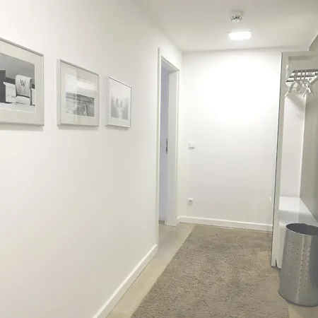 Miit Liebe Zum Detail Eingerichtete 2-zimmer-ferienwohnung Im Zentraum Von 公寓 *